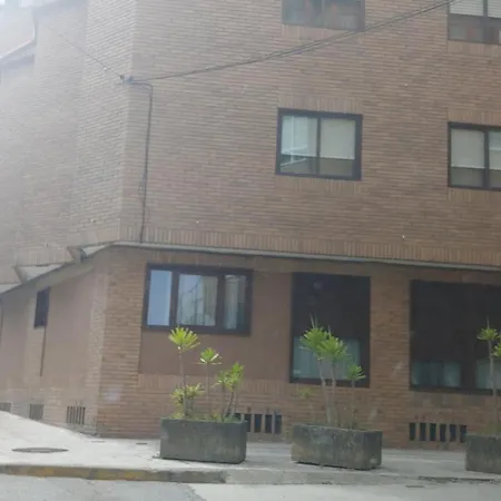 El Muelle Roto * Cangas do Morrazo